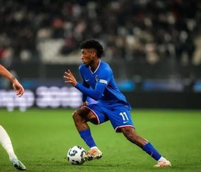 官方：登贝莱和杜埃因伤退出，法国队补招科曼